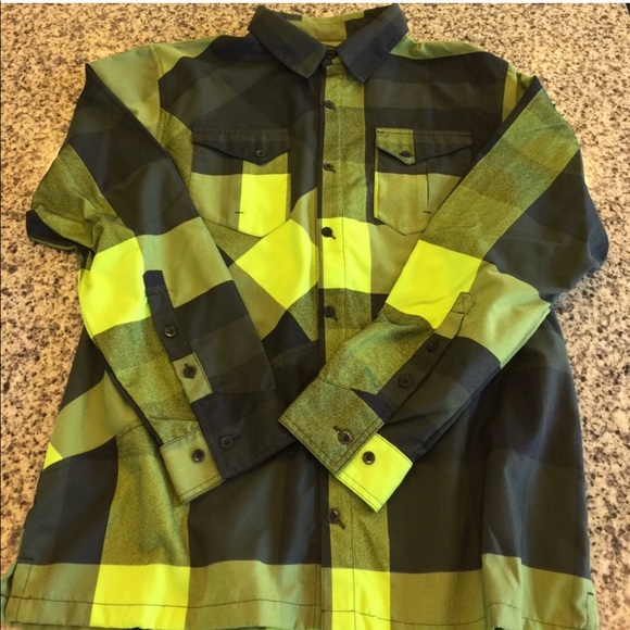 BRAND NEW men’s Under armour cold gear long sleeve - Picture 2 of 8